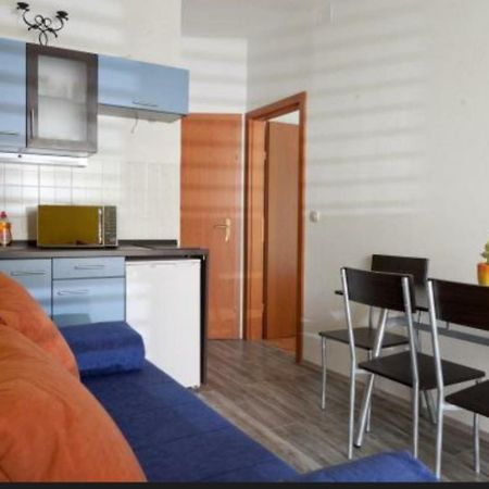 Vega Apartments Podgora Esterno foto